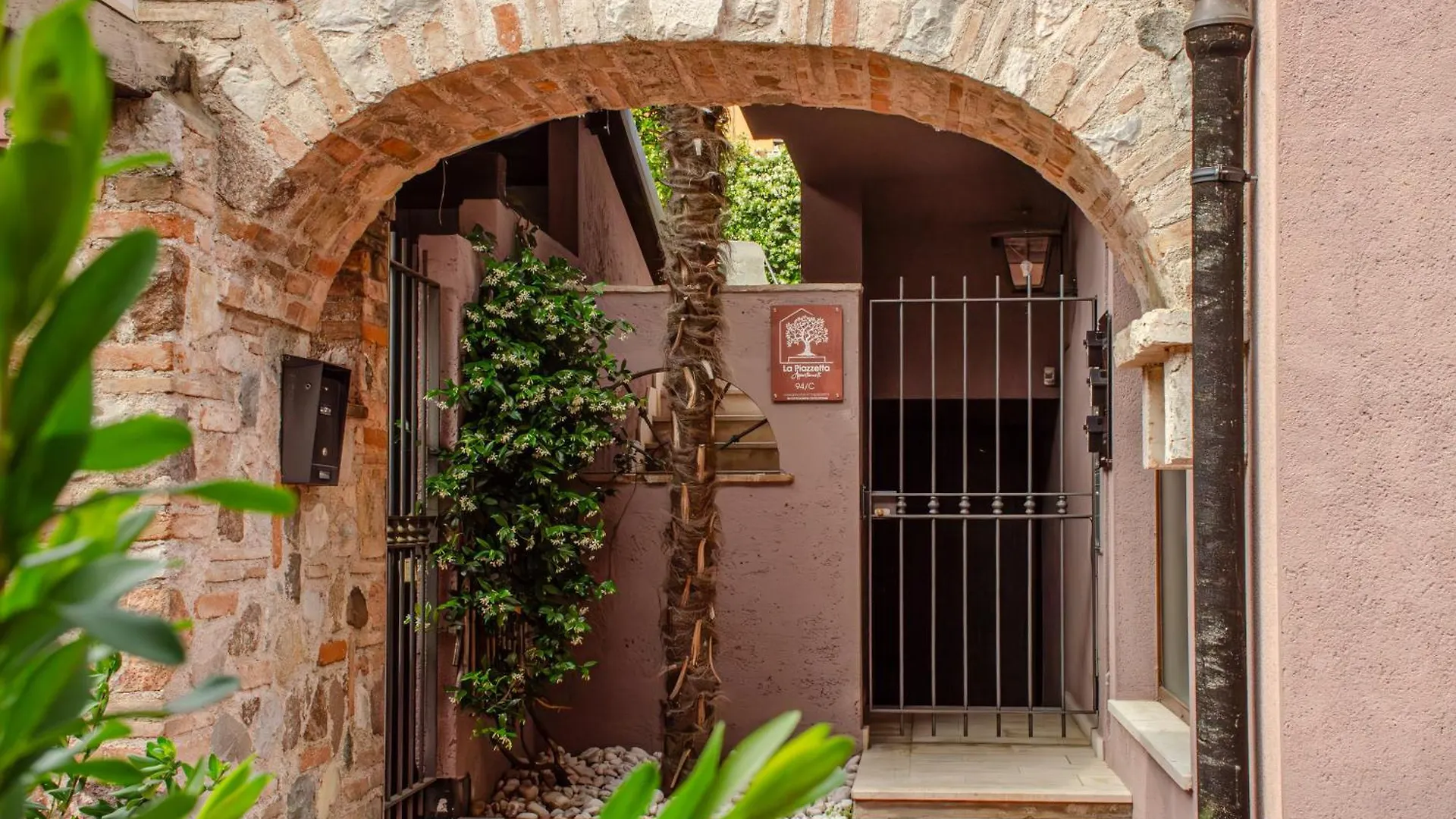 Apartamento Appartamenti La Piazzetta Sirmione Italia