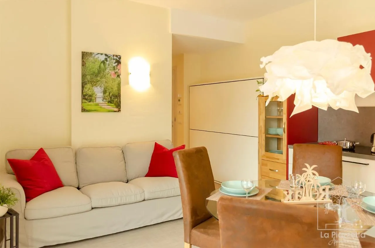 Apartment Appartamenti La Piazzetta Sirmione