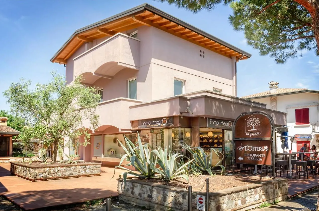 Apartment Appartamenti La Piazzetta Sirmione